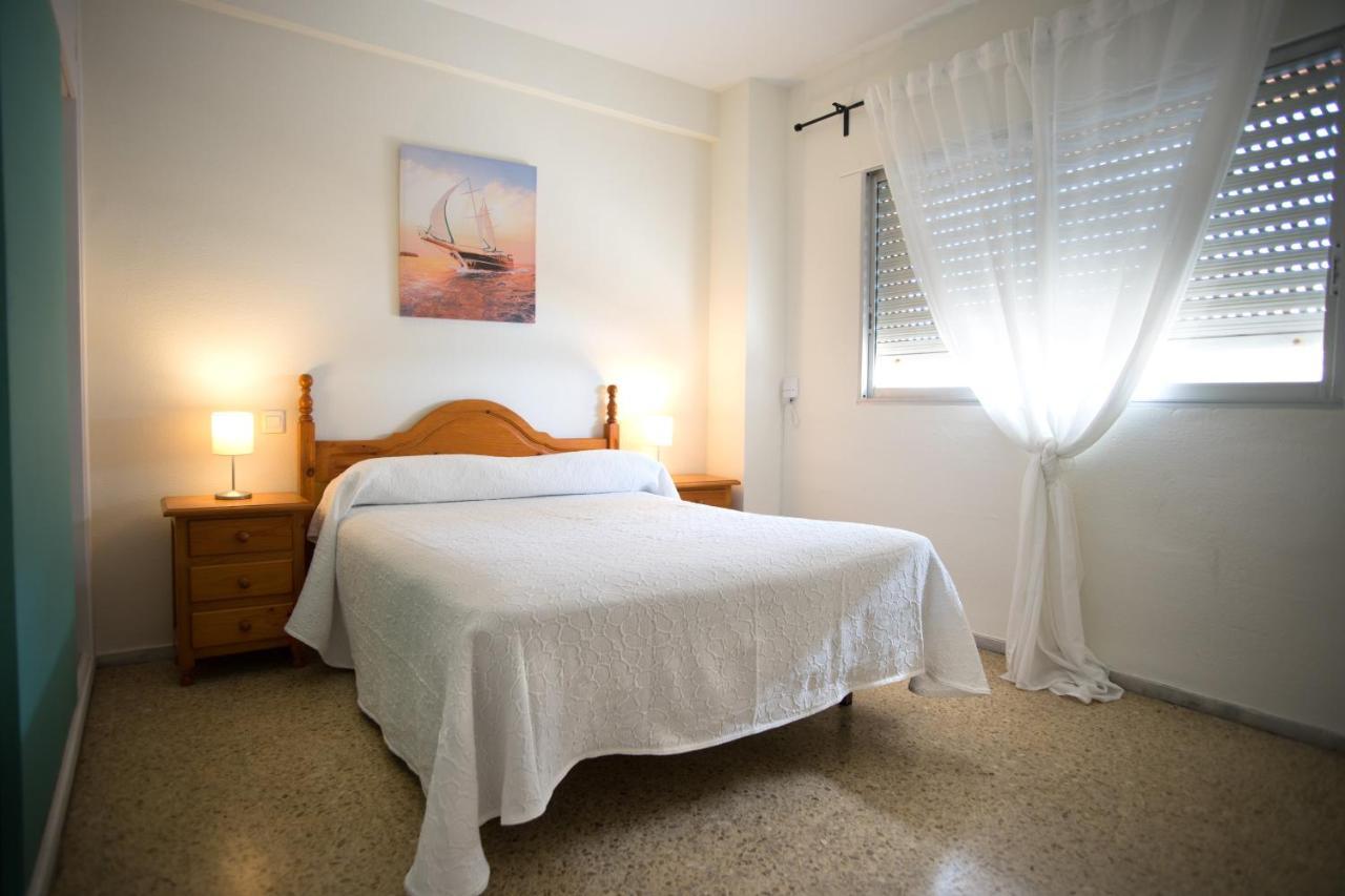 Delfín Playa Basic Ha Apartment Cádiz Exterior foto